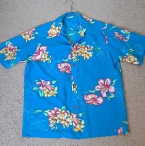 Vintage Hawaiian Button Up Shirt